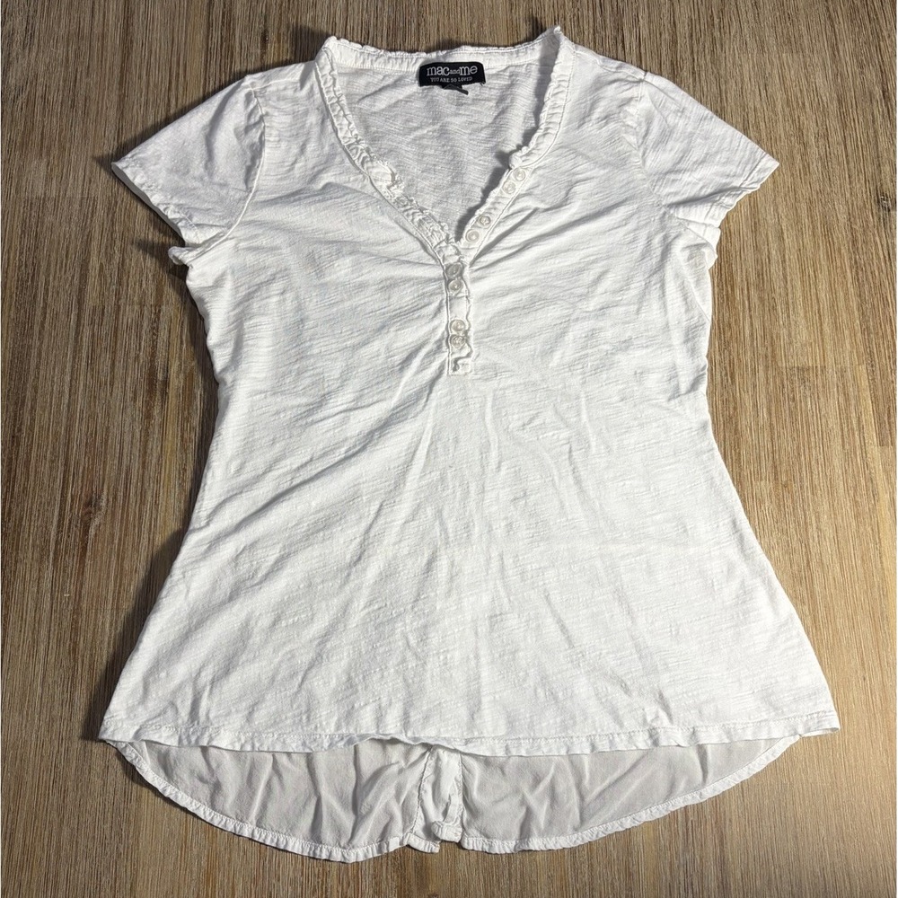 Women's Mac & Me White Button V- Neck Blouse Size Medium